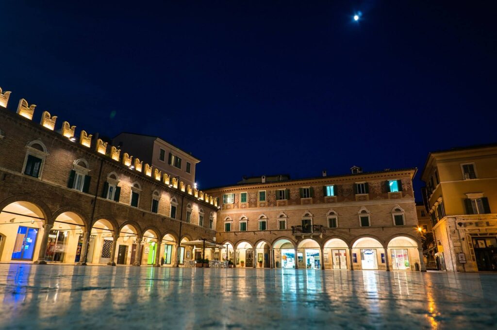 Hidden Gems in Italy: ascoli piceno, marketplace, reflection, night shot, lights, at night, evening atmosphere, ascoli piceno, ascoli piceno, ascoli piceno, ascoli piceno, ascoli piceno