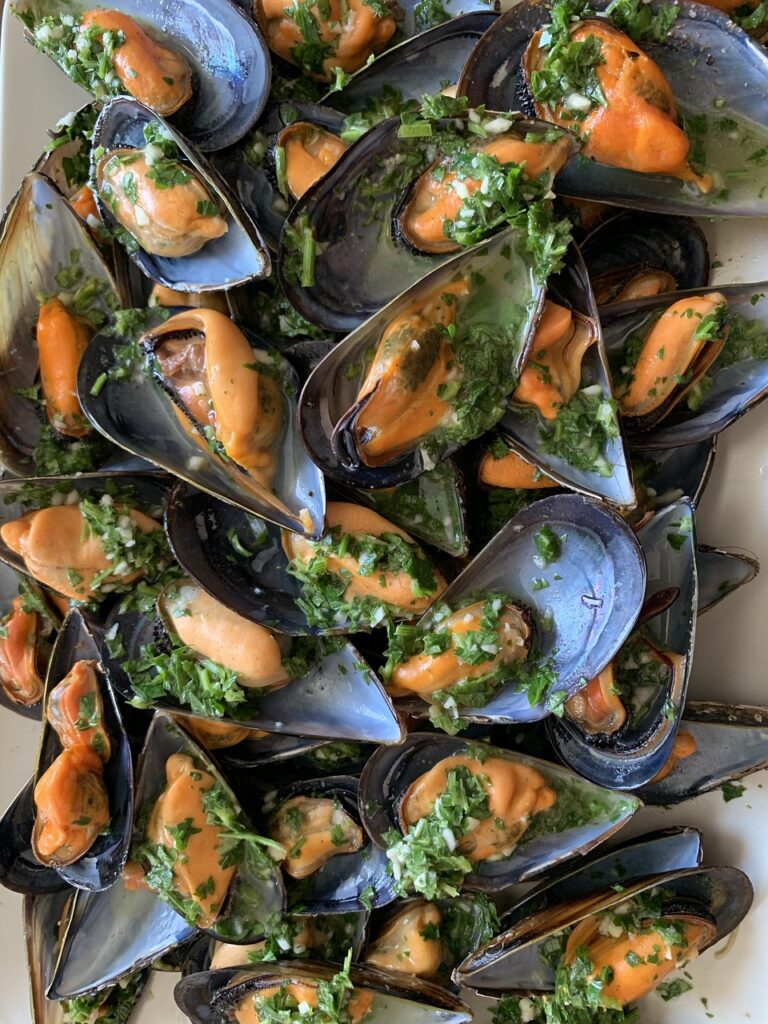 Tasmania Travel Guide: mussels, meal, seafood, dish, cuisine, plate, mediterranean, mussels, mussels, seafood, seafood, seafood, seafood, seafood