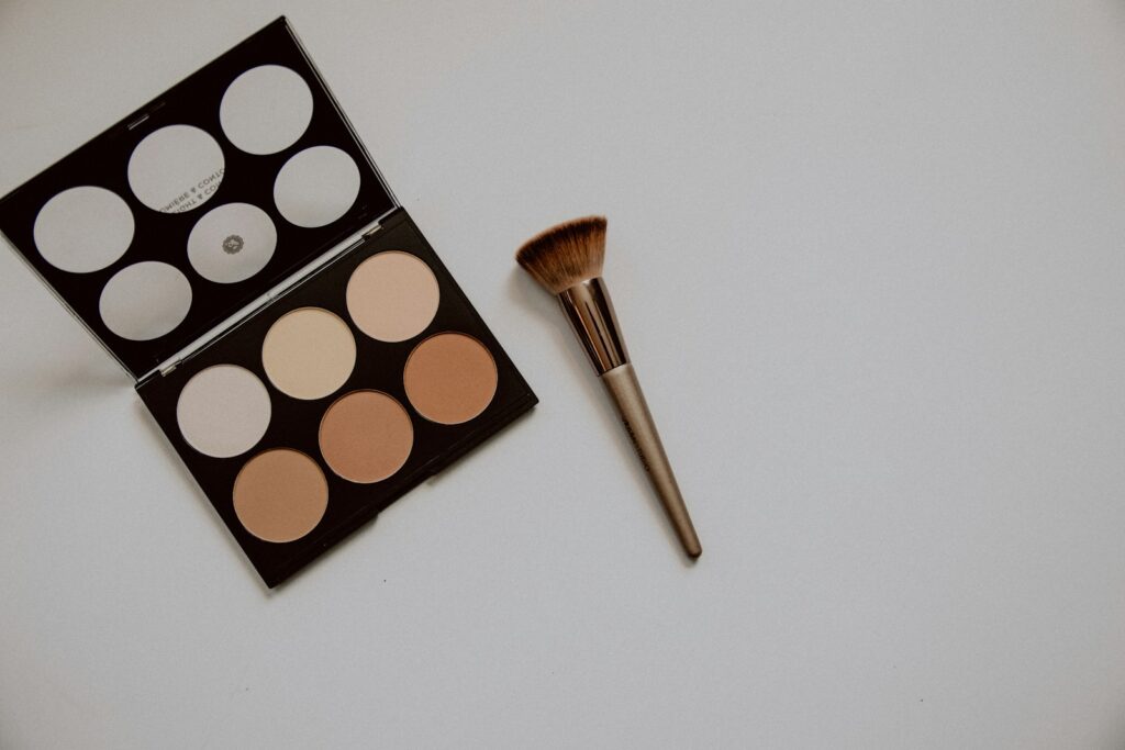 Packing Light for Travel: brown and white makeup brush